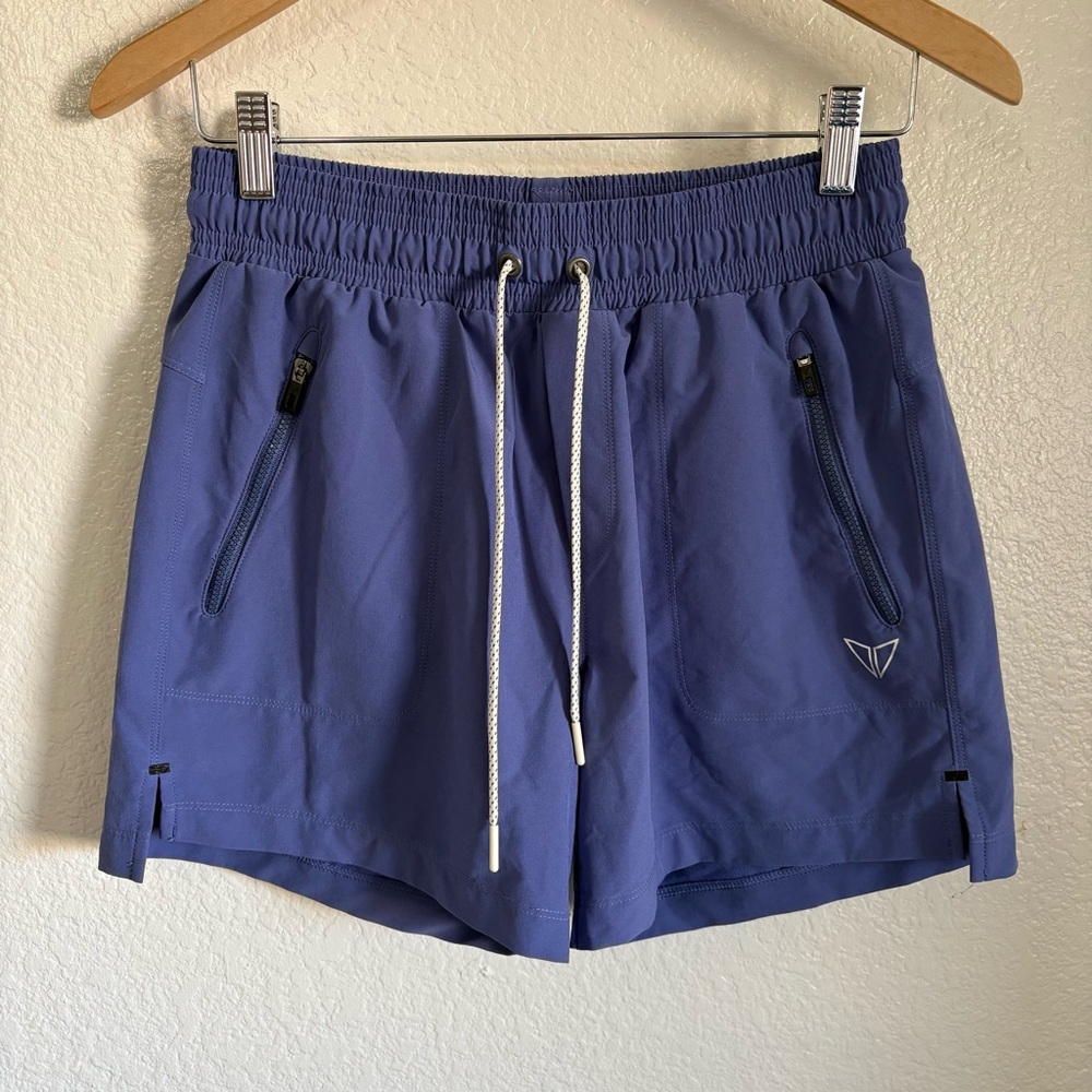 Korsa Women’s Running Athletic Workout Shorts Drawstring Waist Zip Pockets Small